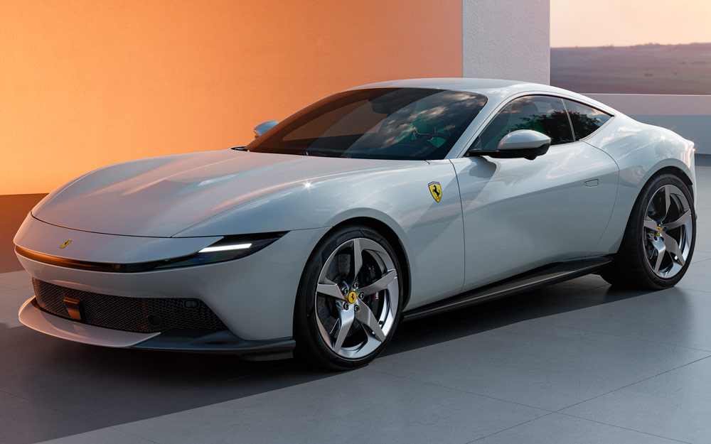 Ferrari Amalfi Coupe di Colore Bianco